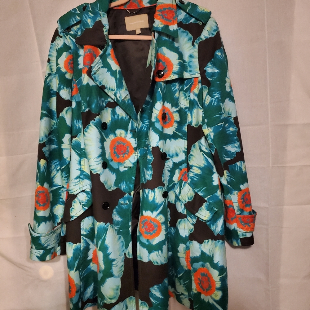 Coat - Picture 4 of 6